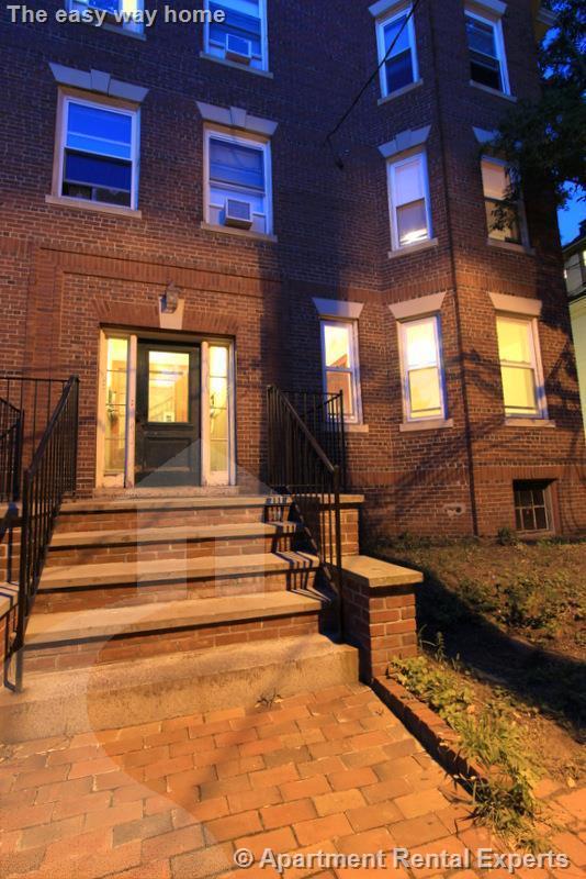 9 Fairfield St, Porter Square