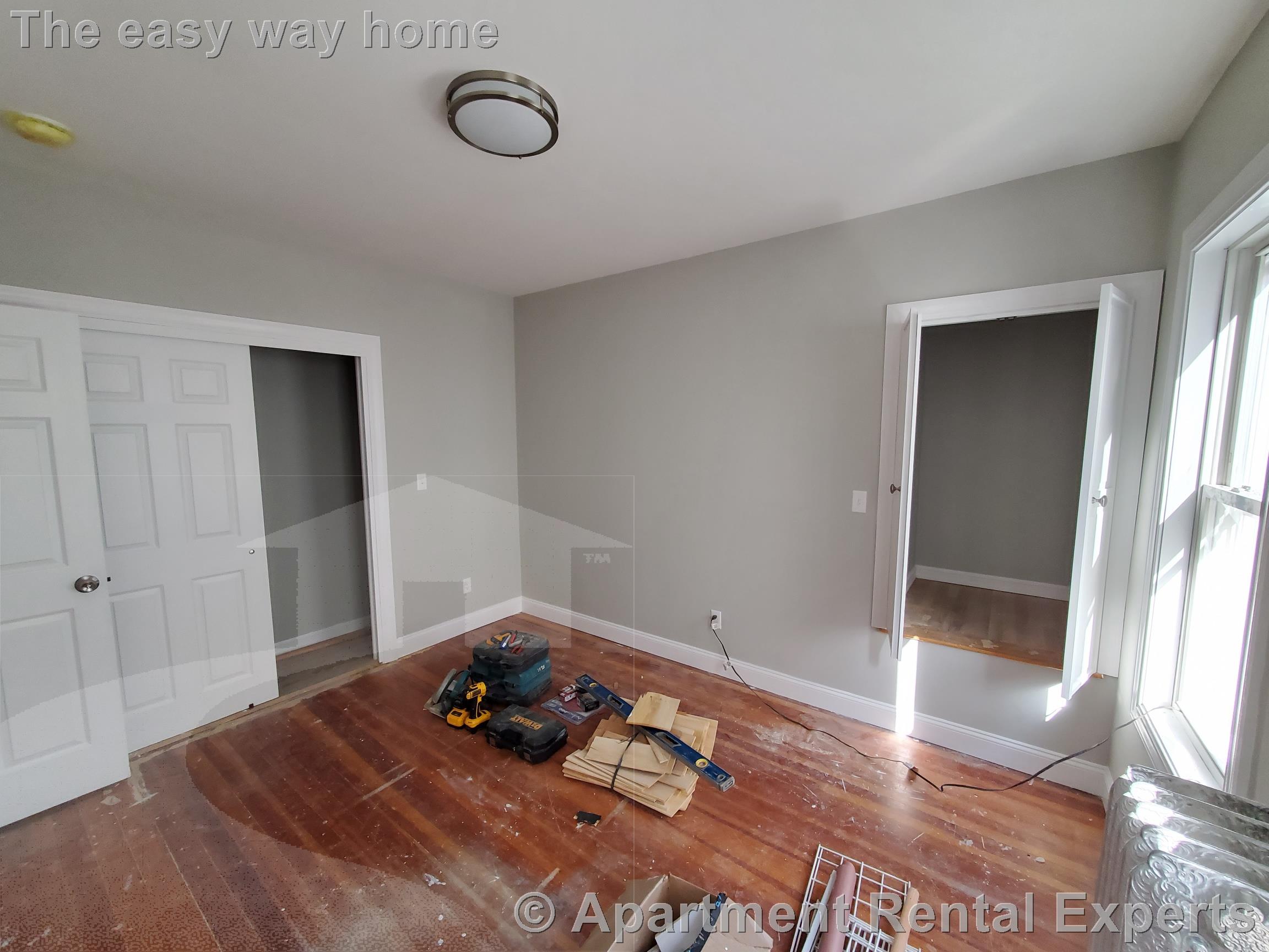 93 Thorndike St, Arlington