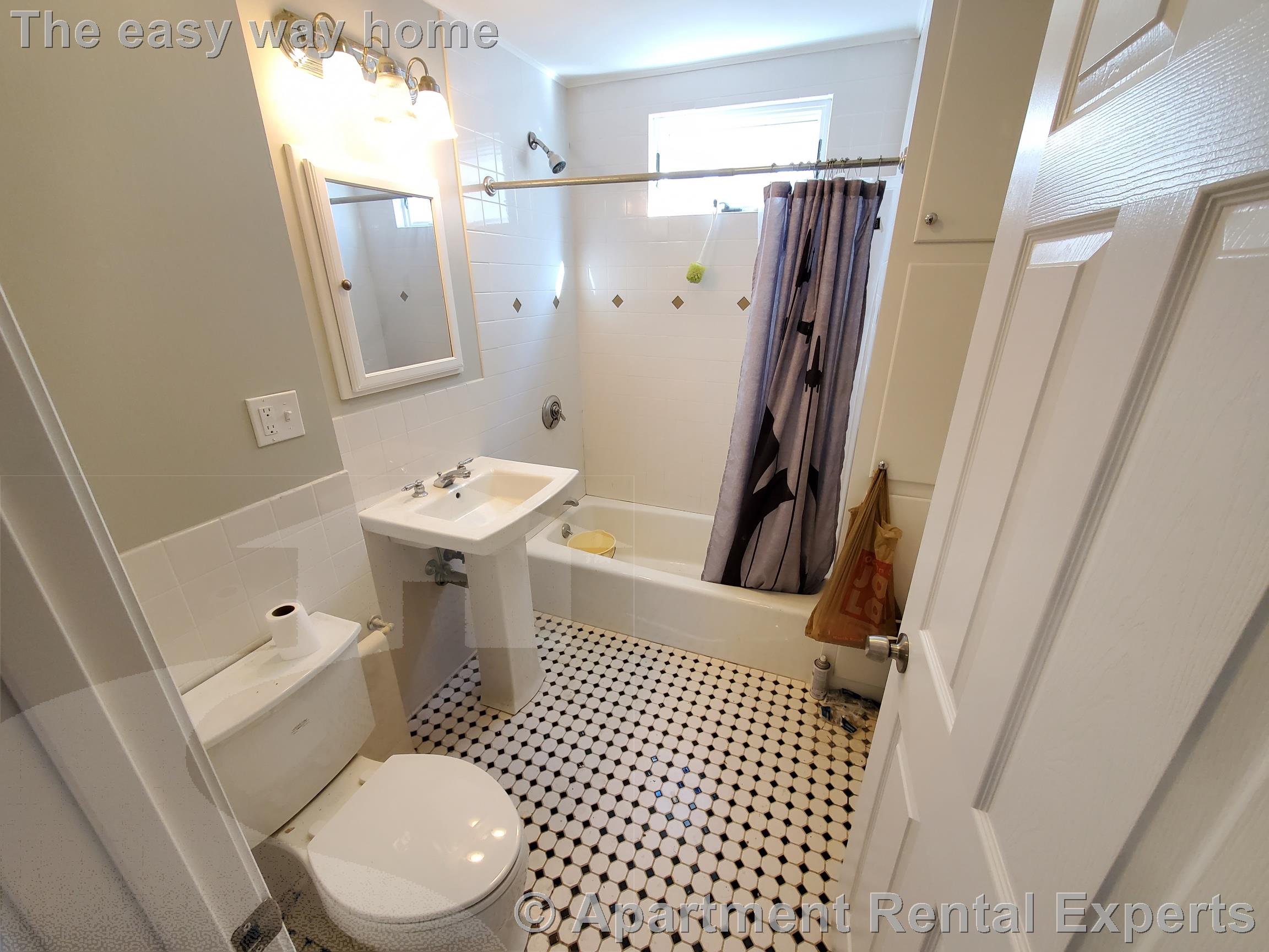 93 Thorndike St, Arlington