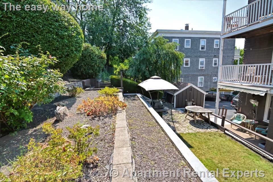 17 Malvern Ave, Davis Square