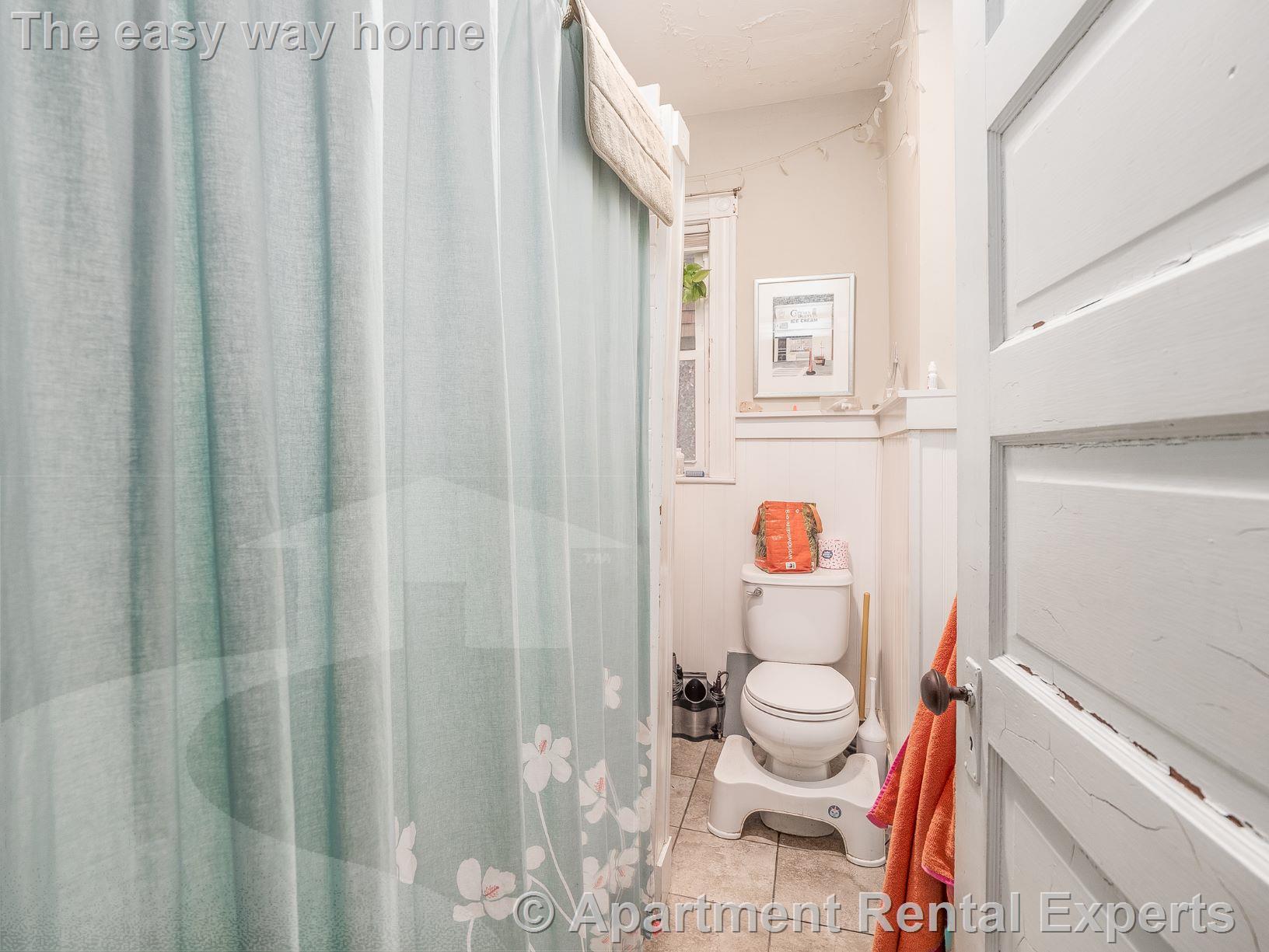 81 Bristol Rd, Powderhouse