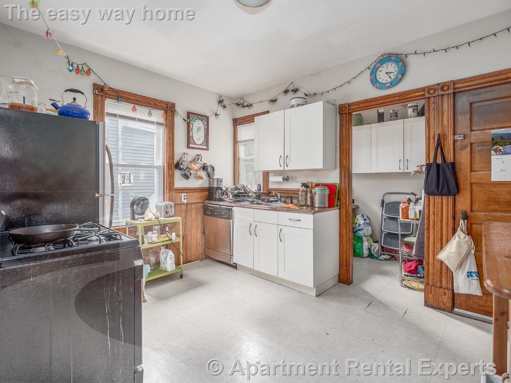 81 Bristol Rd, Powderhouse