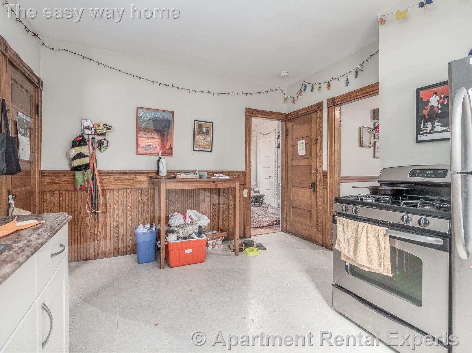 81 Bristol Rd, Powderhouse