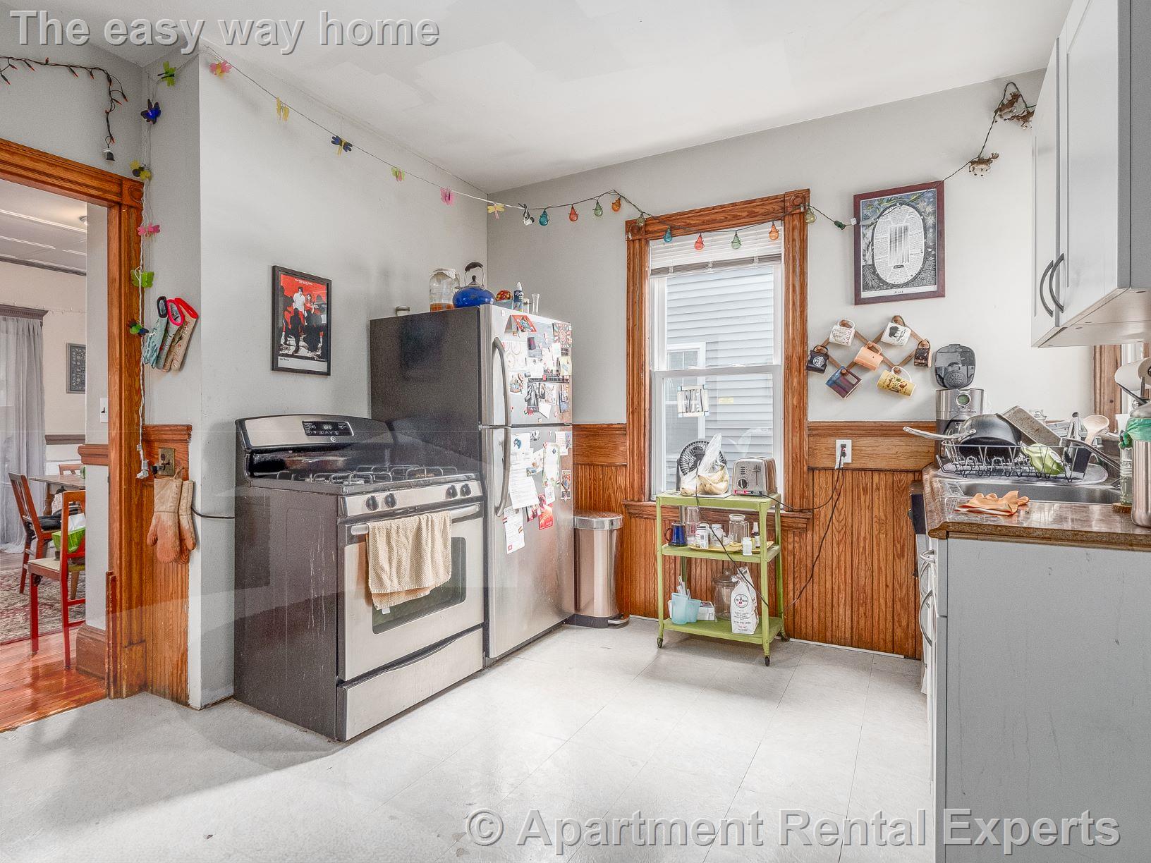 81 Bristol Rd, Powderhouse