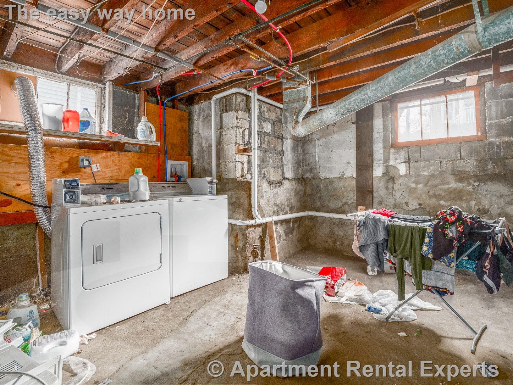 81 Bristol Rd, Powderhouse