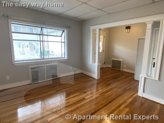 88 Frederick Ave, Tufts