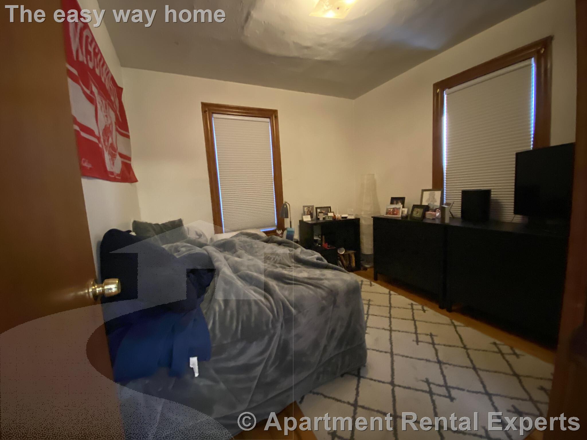 42 Jay St, Riverside
