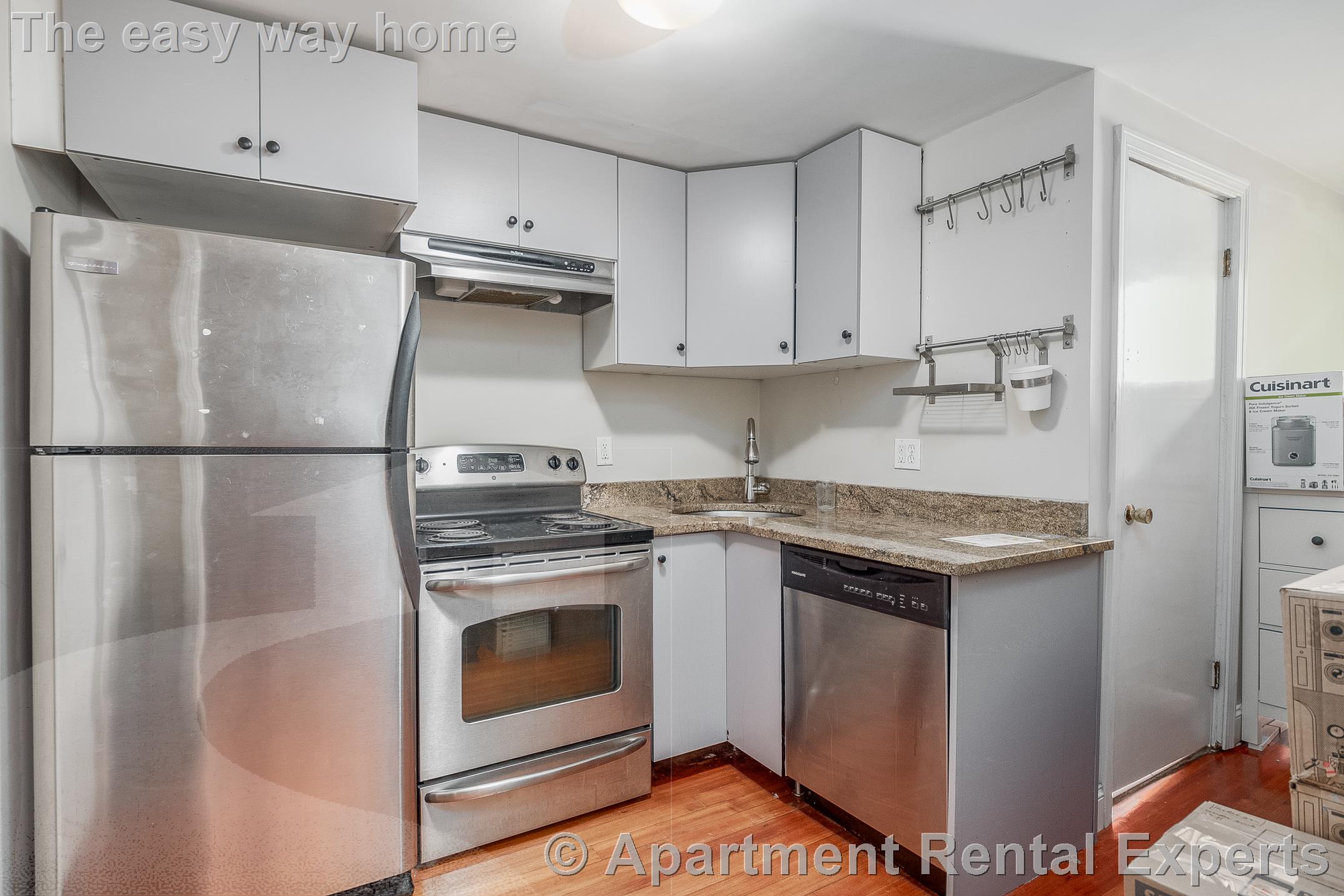 97 College Ave, Davis Square