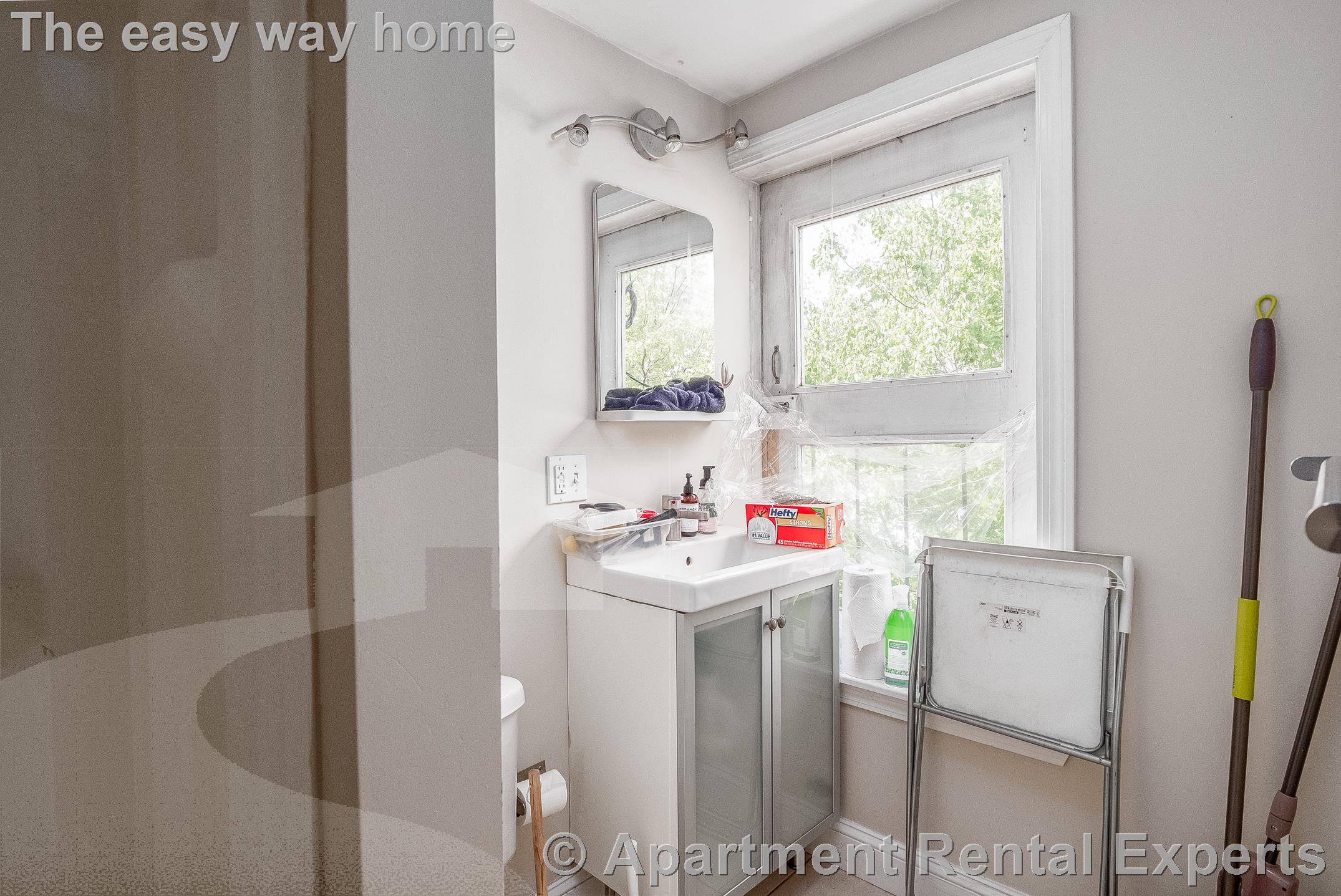 97 College Ave, Davis Square