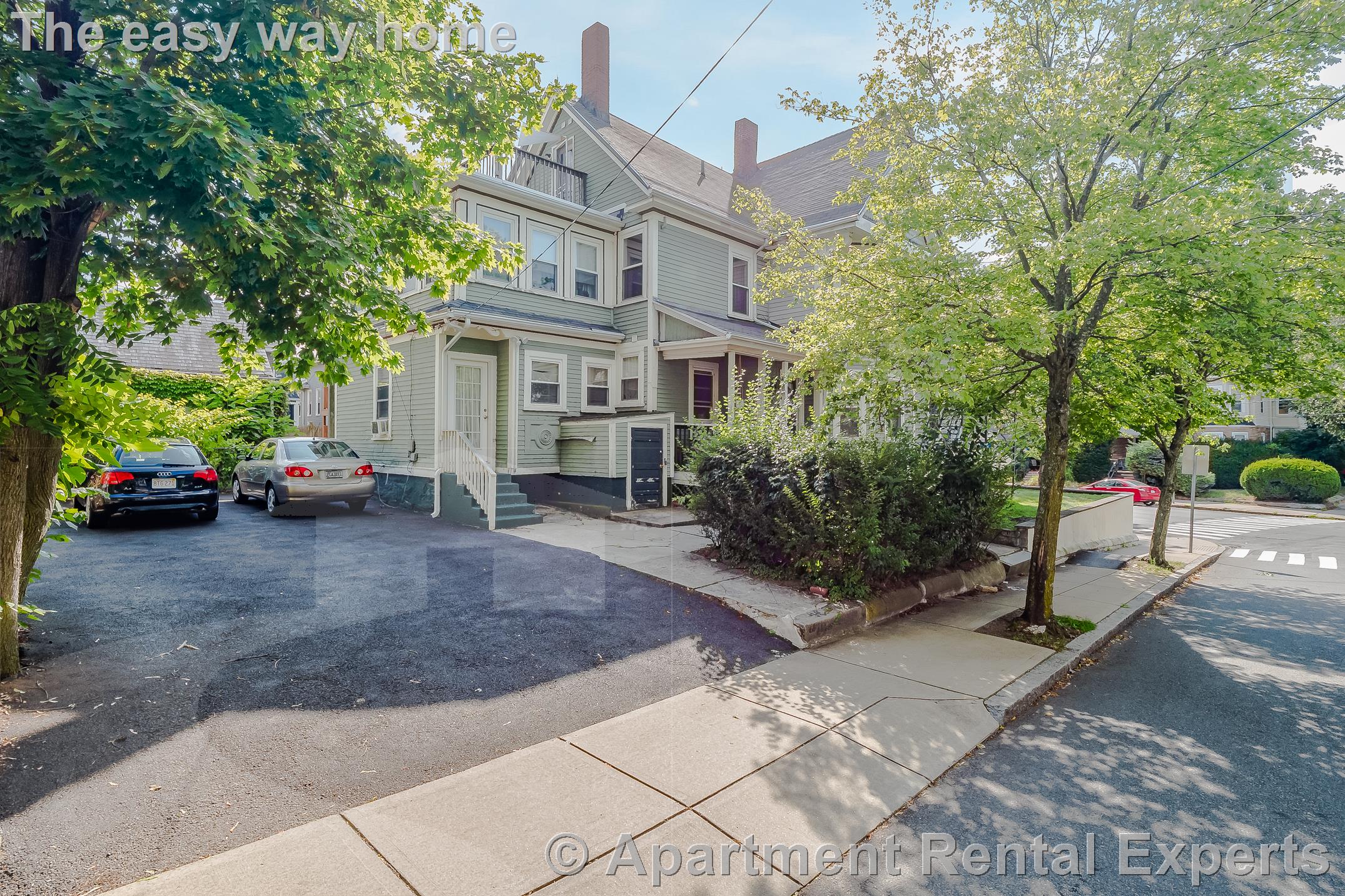 97 College Ave, Davis Square