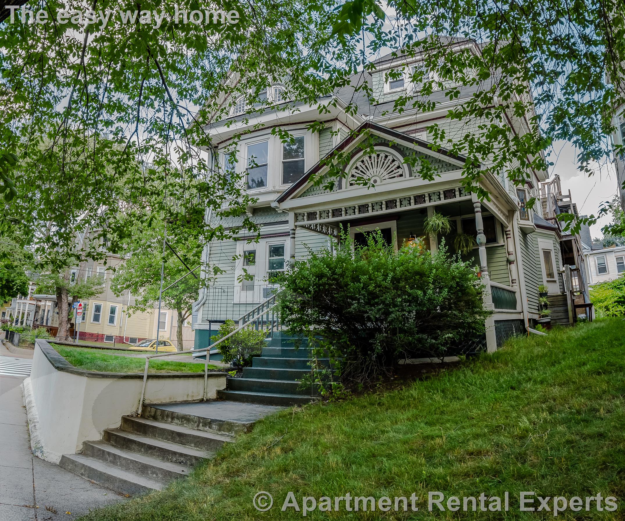 97 College Ave, Davis Square