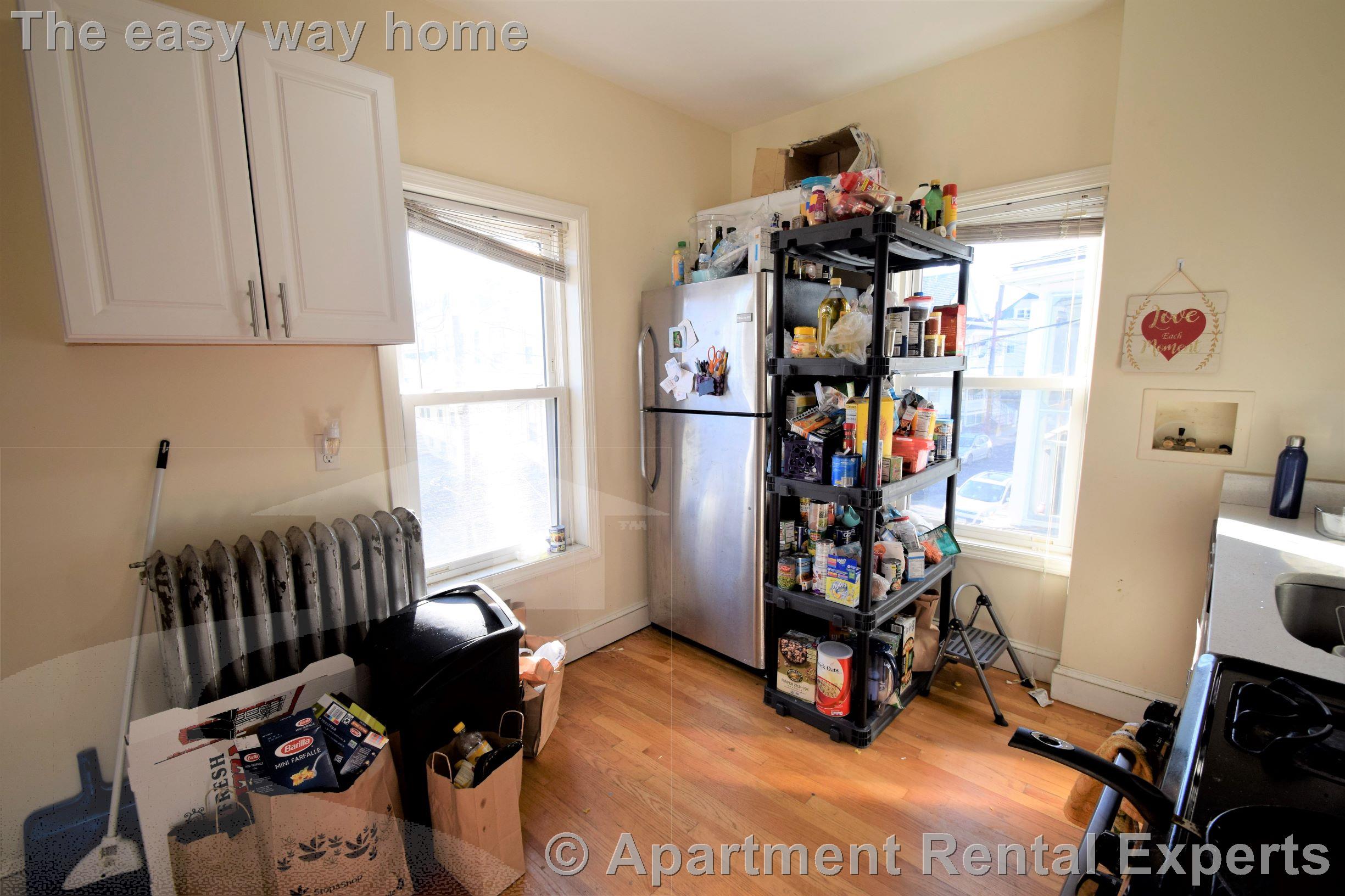 11 Stickney Ave, Winter Hill