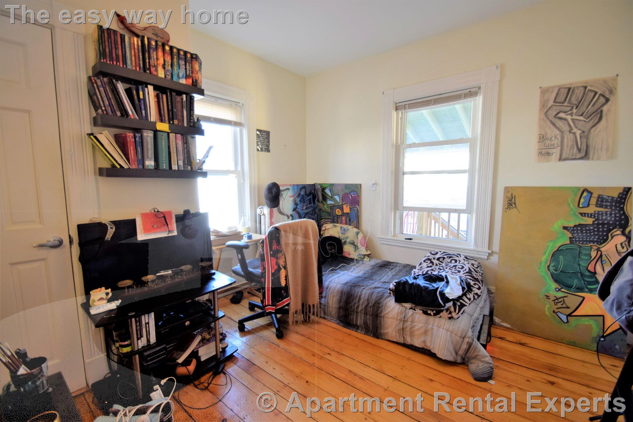 11 Stickney Ave, Winter Hill