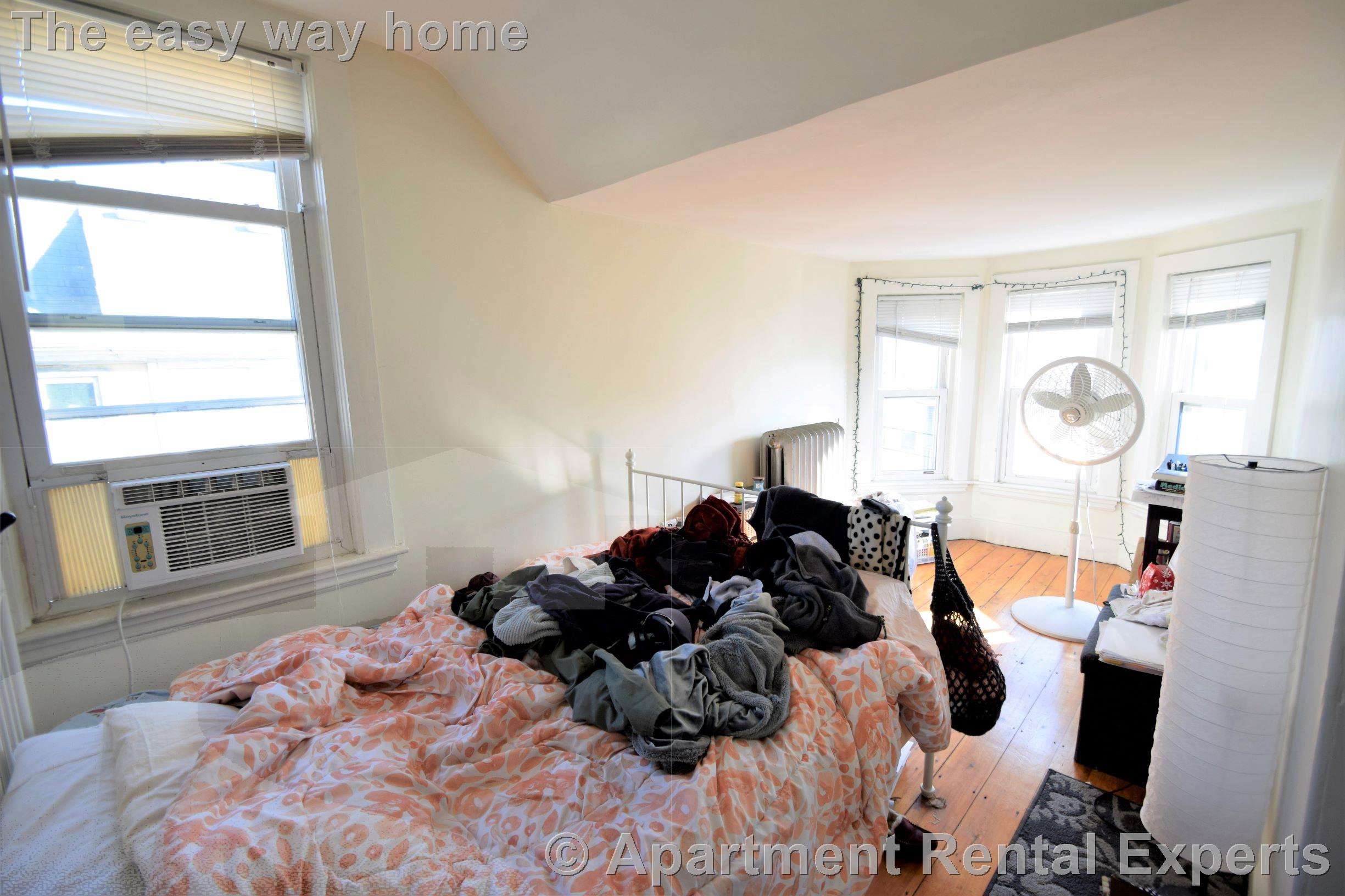 11 Stickney Ave, Winter Hill