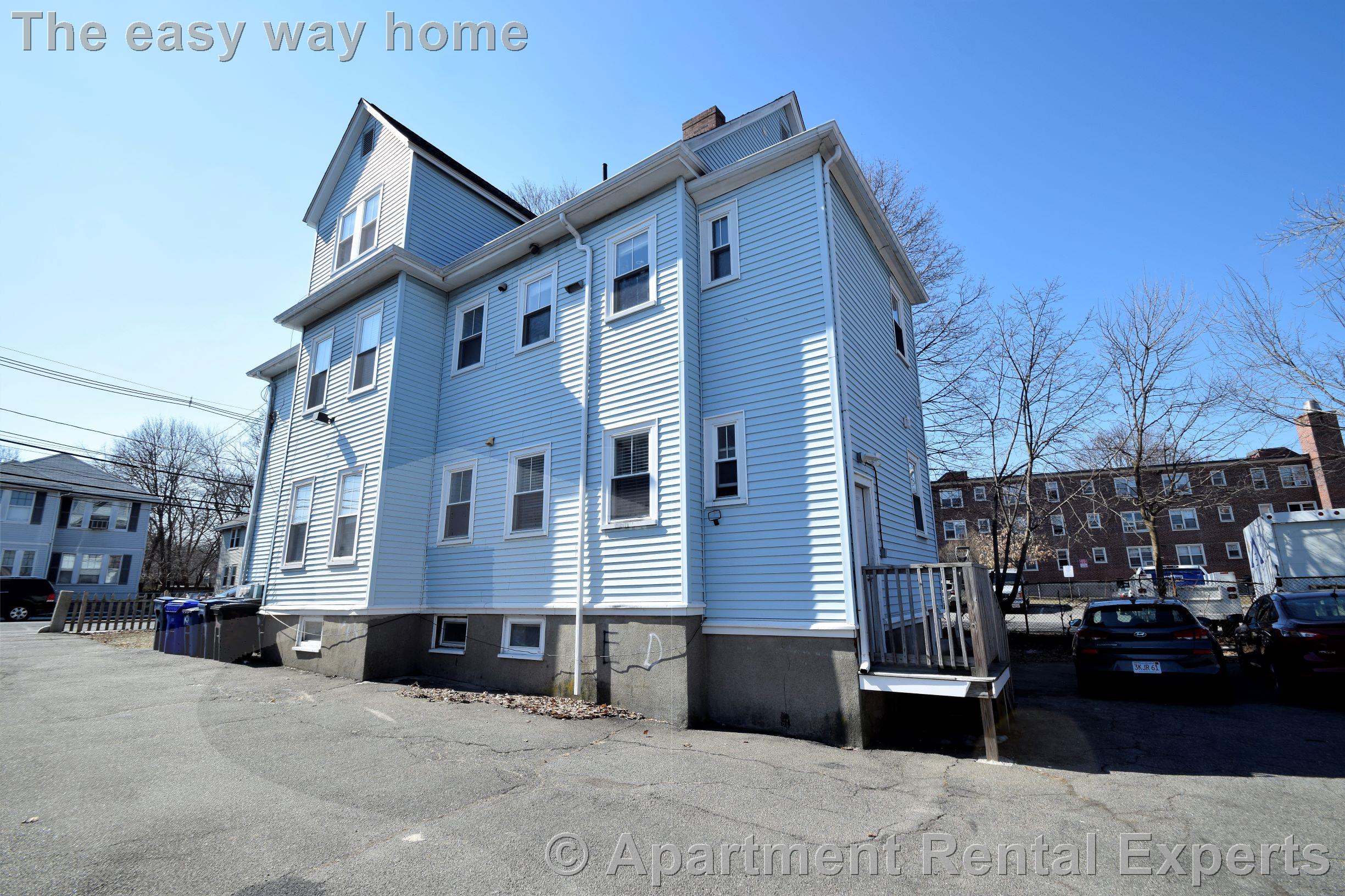 35 Faneuil St, Brighton