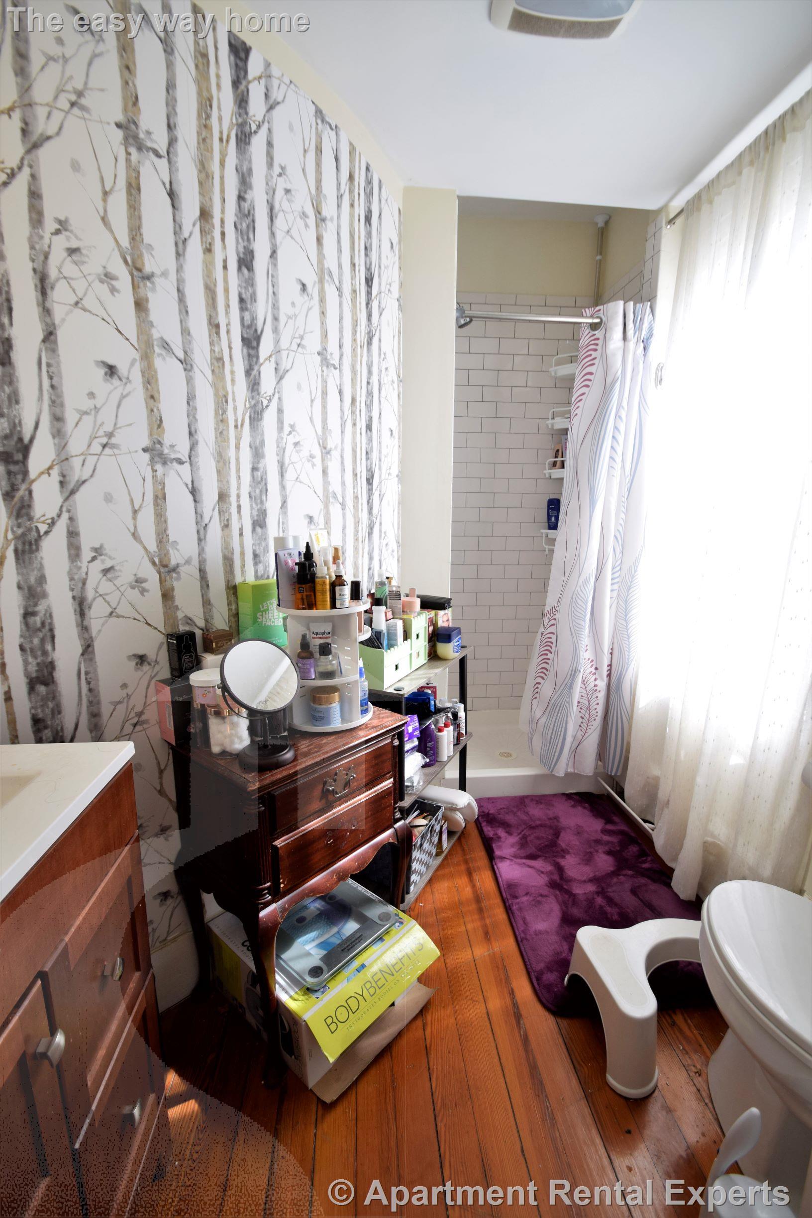 35 Faneuil St, Brighton