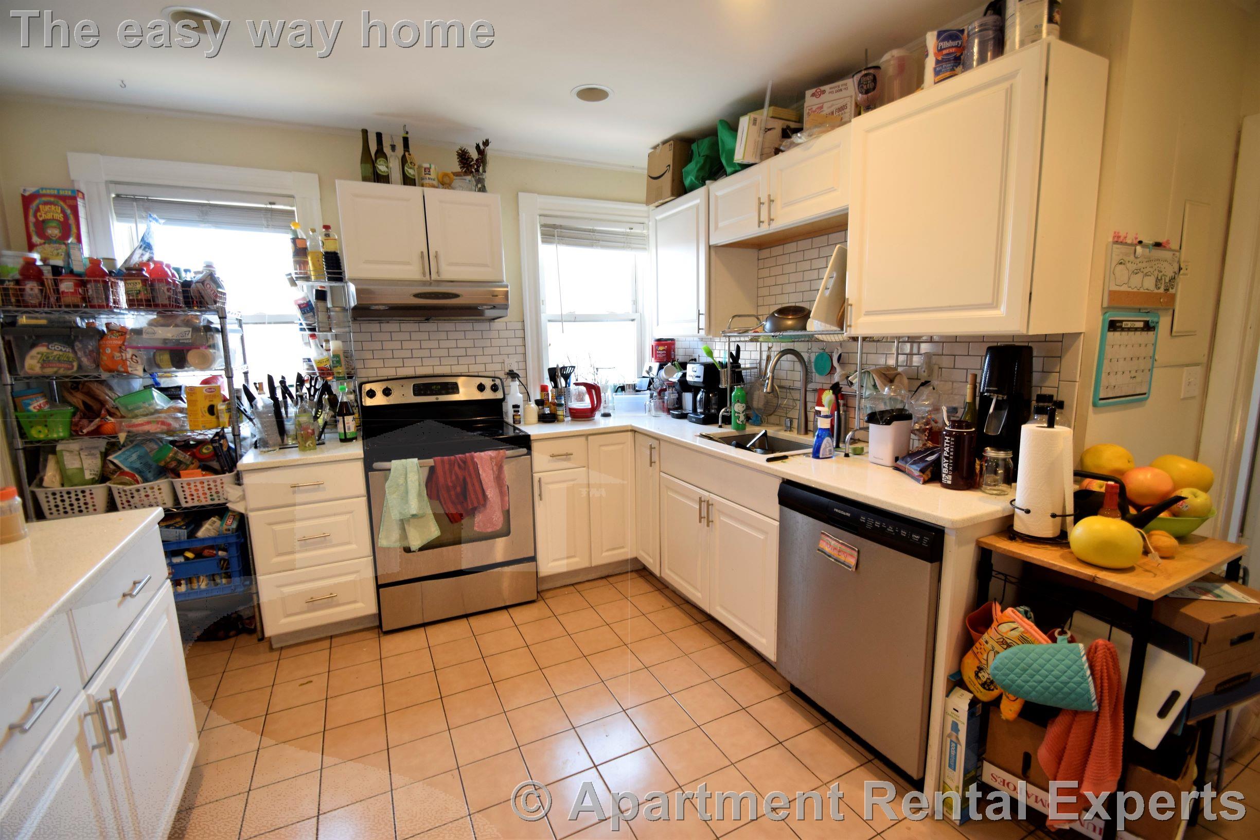 35 Faneuil St, Brighton