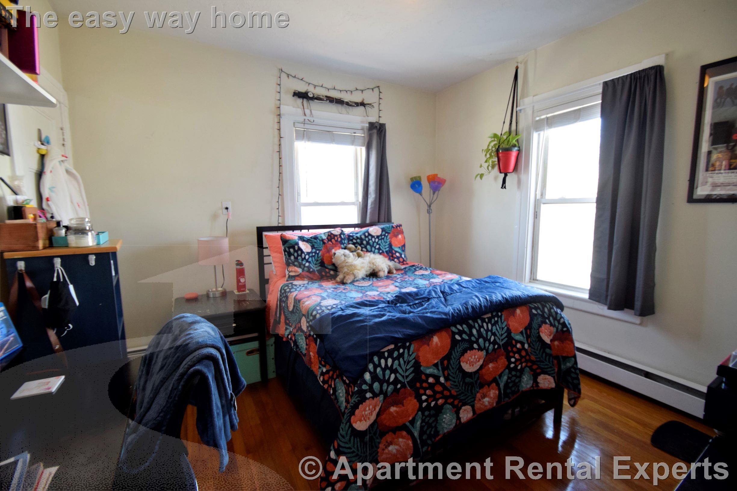 35 Faneuil St, Brighton