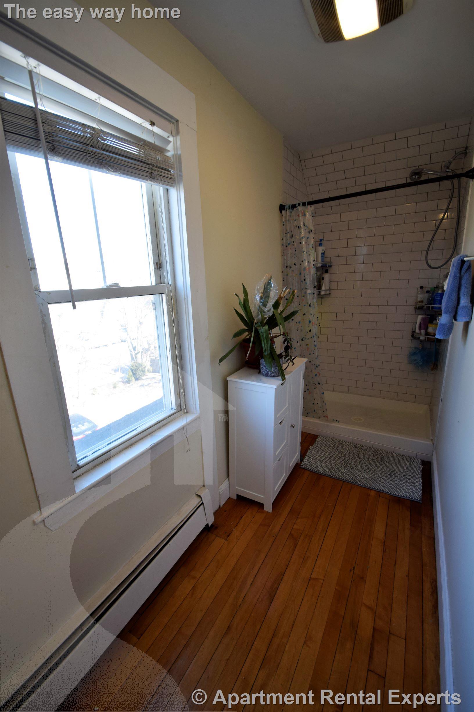 35 Faneuil St, Brighton