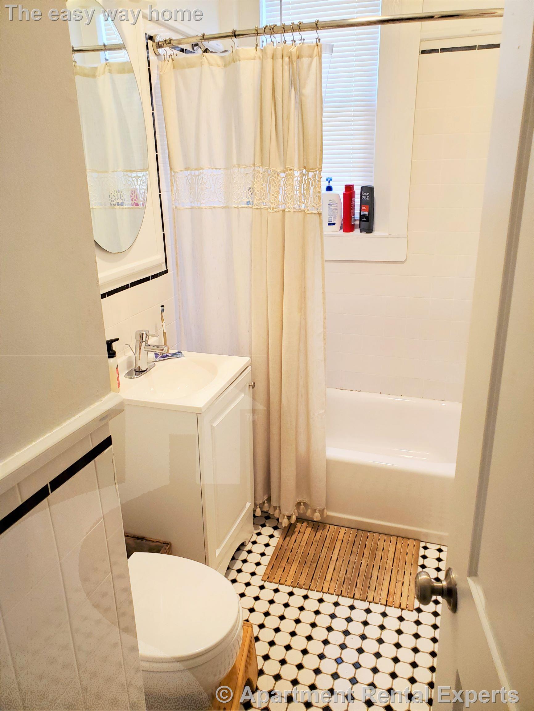 170 Maple St, Malden Center