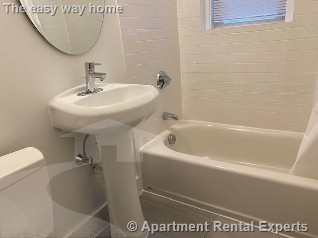 172 Maple St, Malden Center