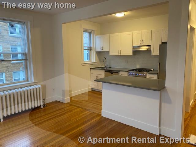 172 Maple St, Malden Center