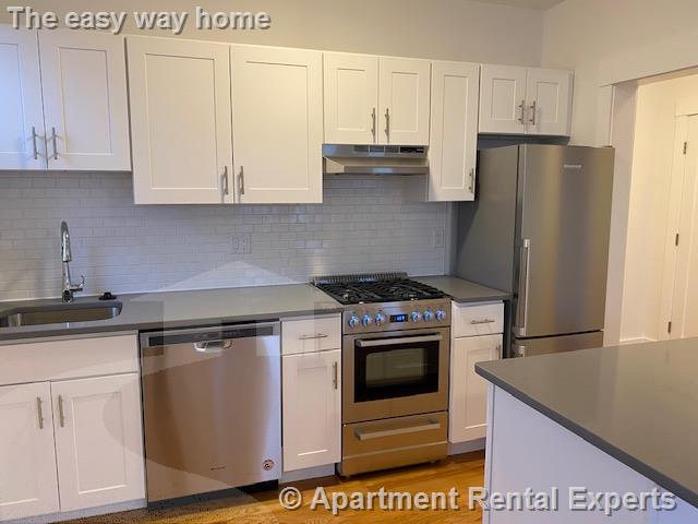 172 Maple St, Malden Center