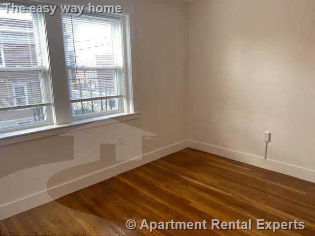 105 Summer St, Malden Center