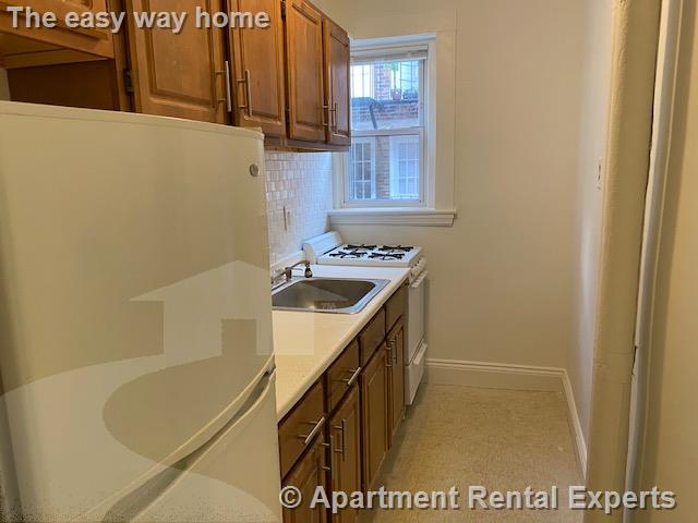 107 Summer St, Malden Center