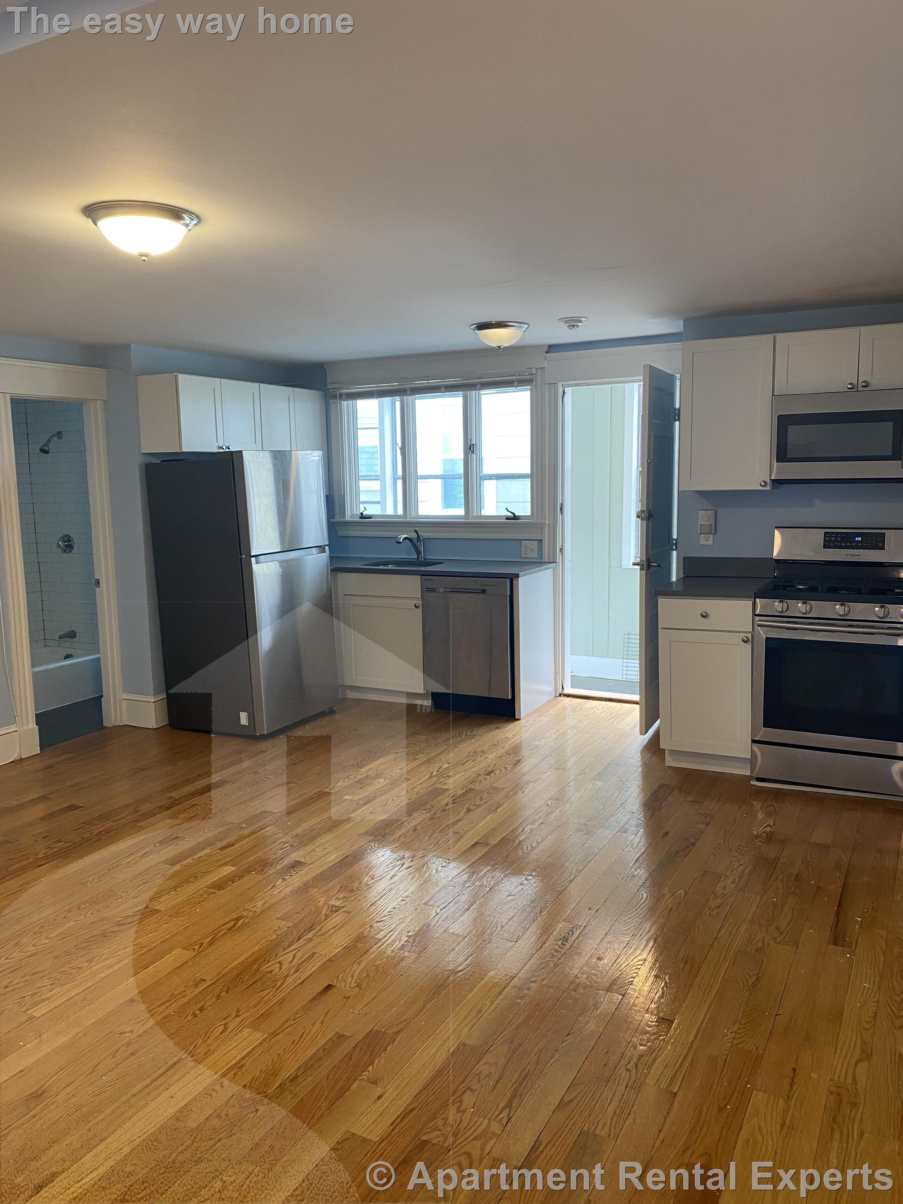 66 Beacon St, Ward Two