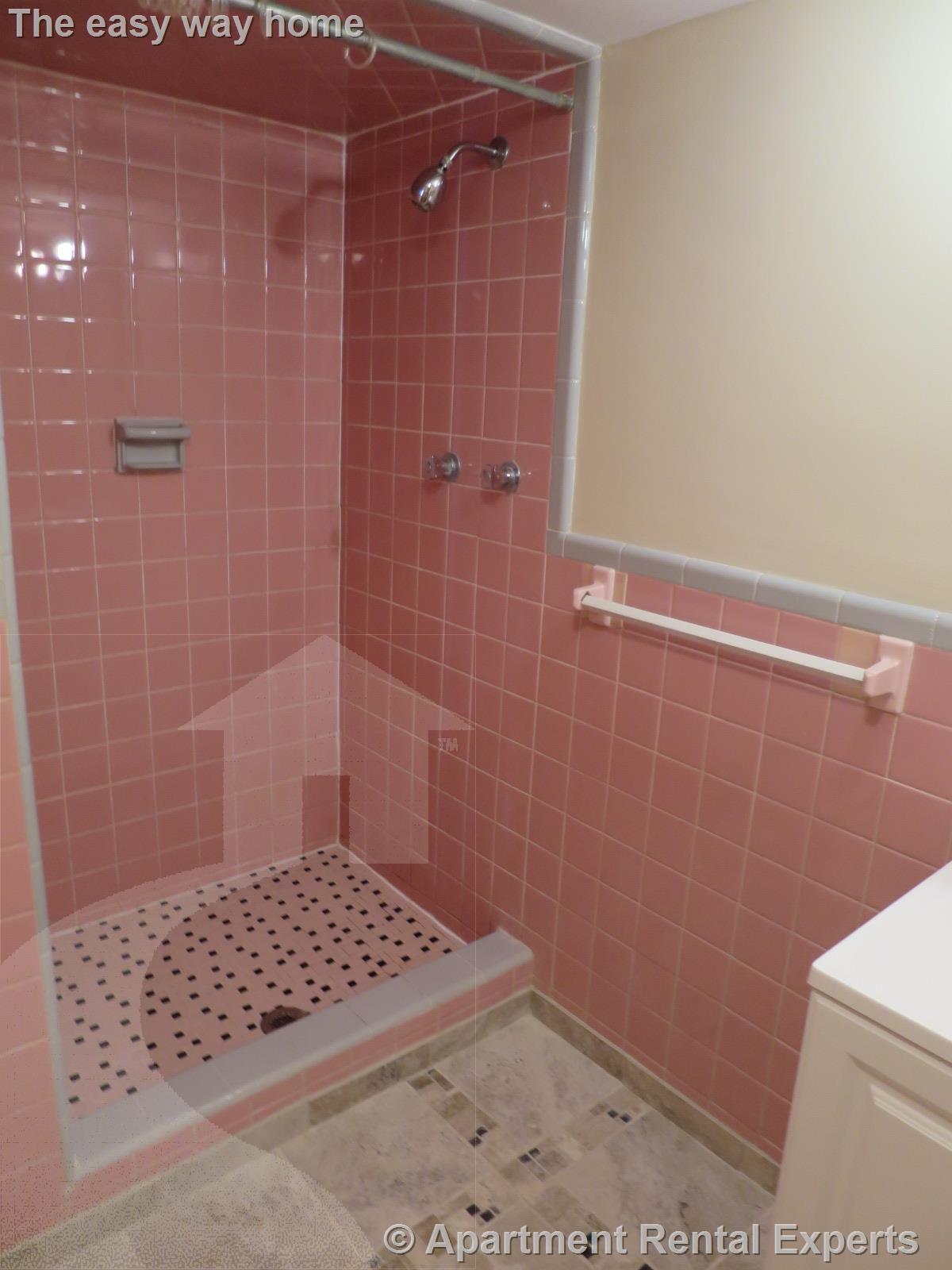 15 Highland Ave, Prospect Hill