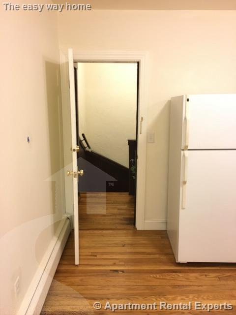 10-12 Wheeler St, Sullivan Square
