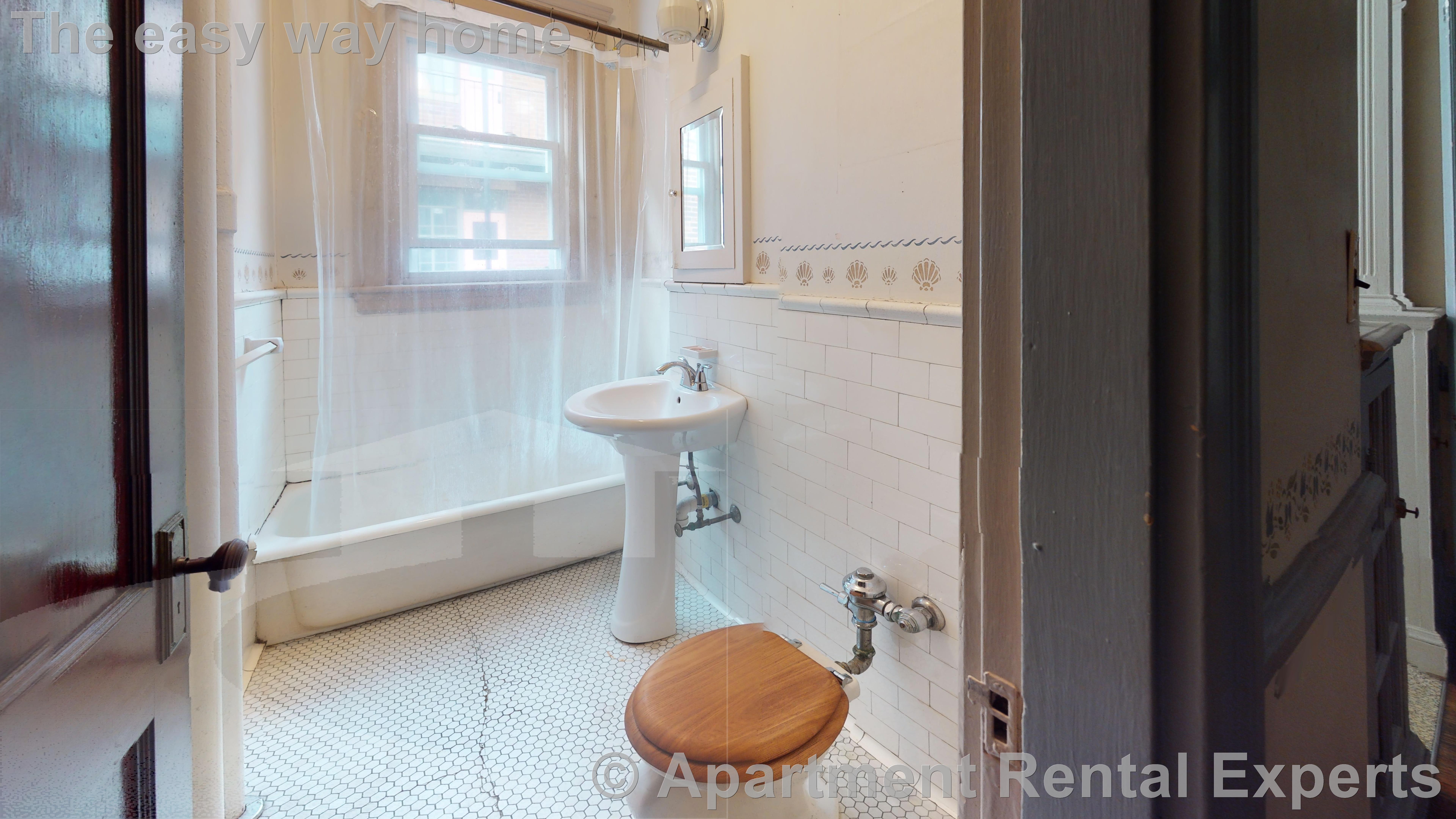 11 Gray St, Porter Square