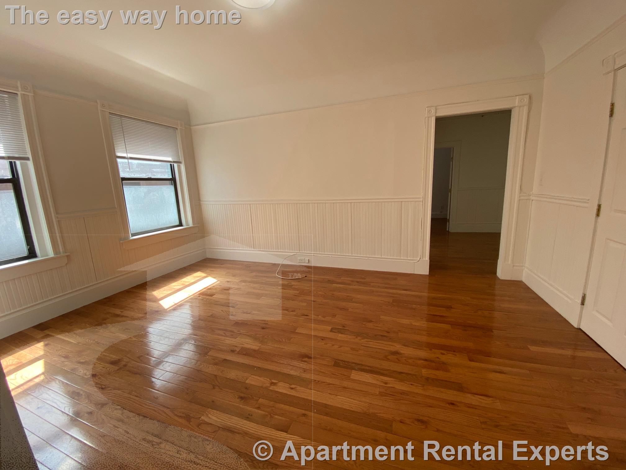 1010 Massachusetts Ave, Harvard Square