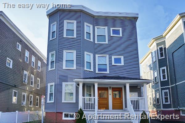 17 Ashland St, Porter Square