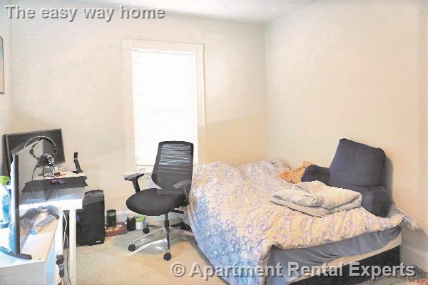 17 Ashland St, Porter Square