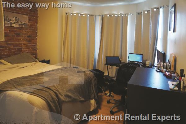 164 Broadway, East Somerville