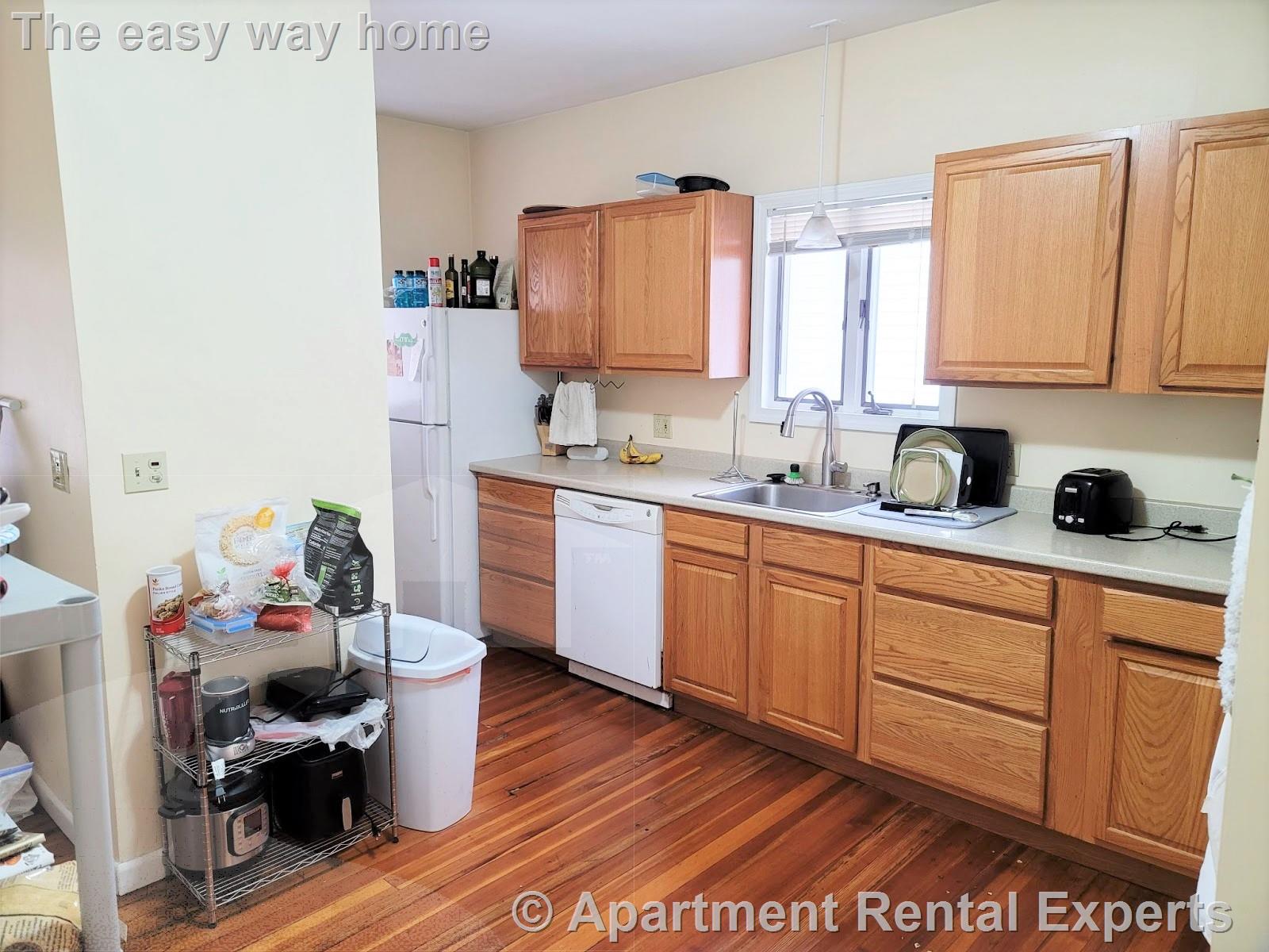 127 Hillsdale Rd, Tufts