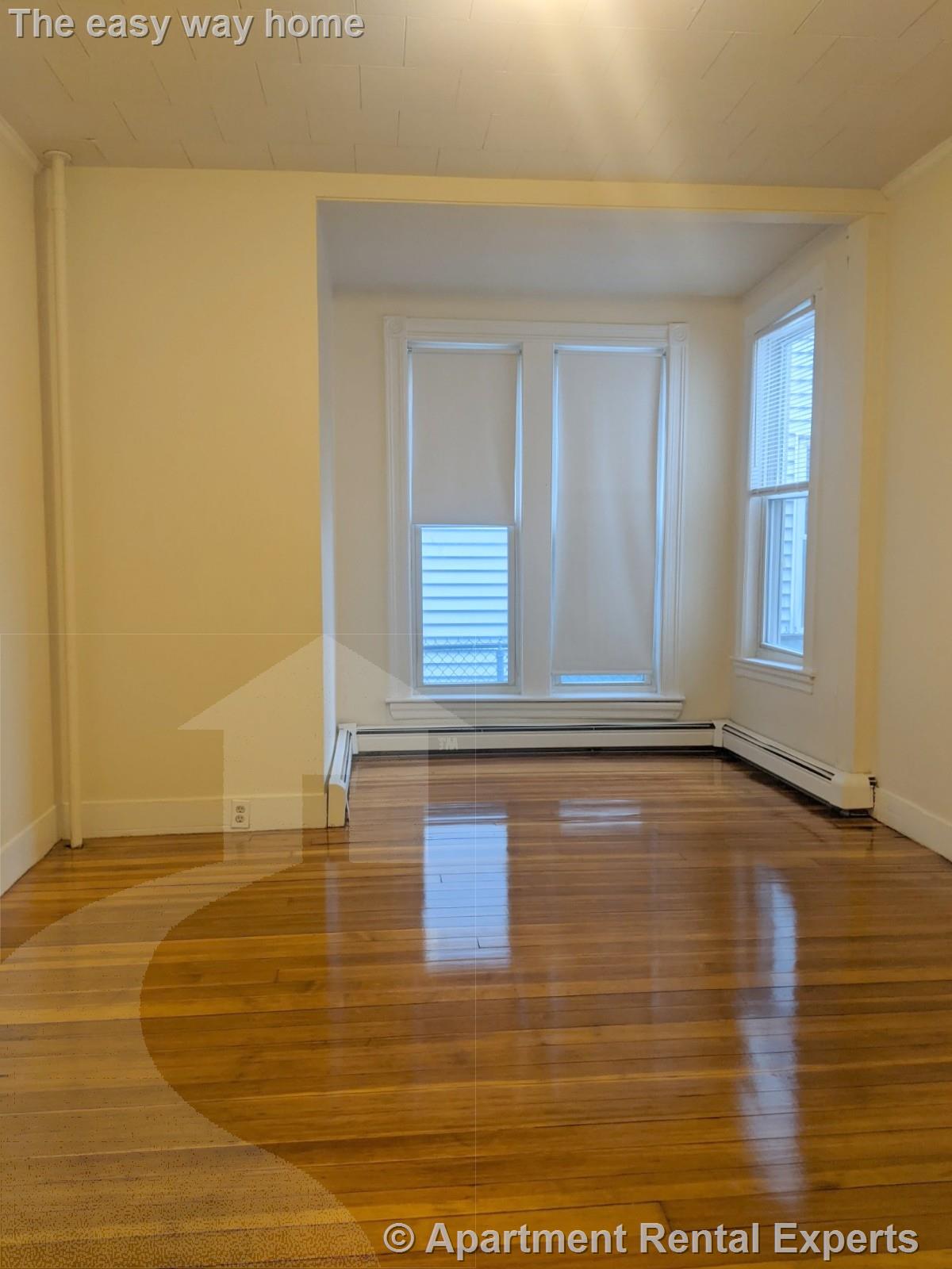 83 Yorktown St, Teele Square