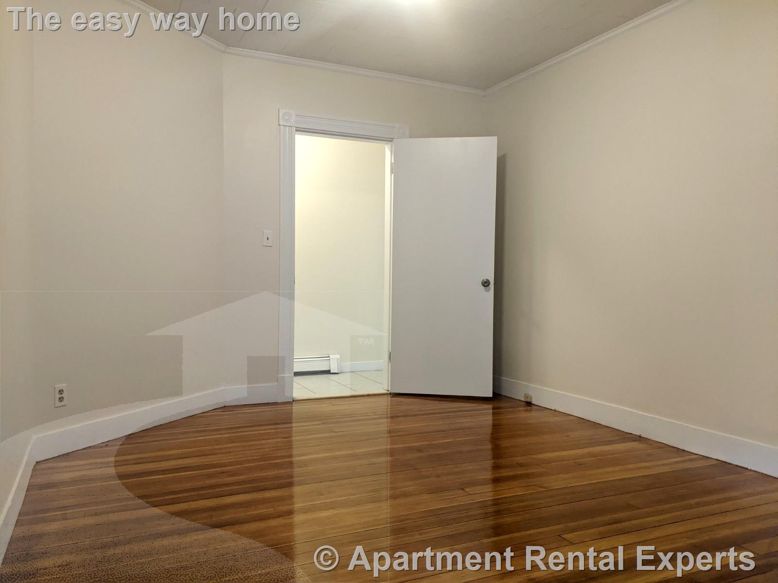 83 Yorktown St, Teele Square