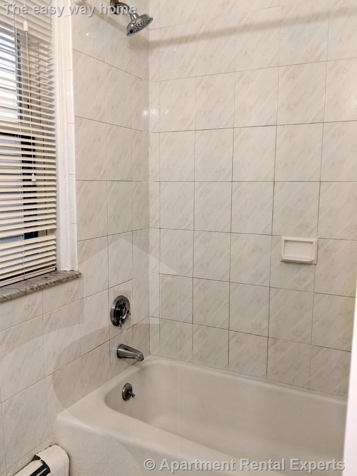 83 Yorktown St, Teele Square