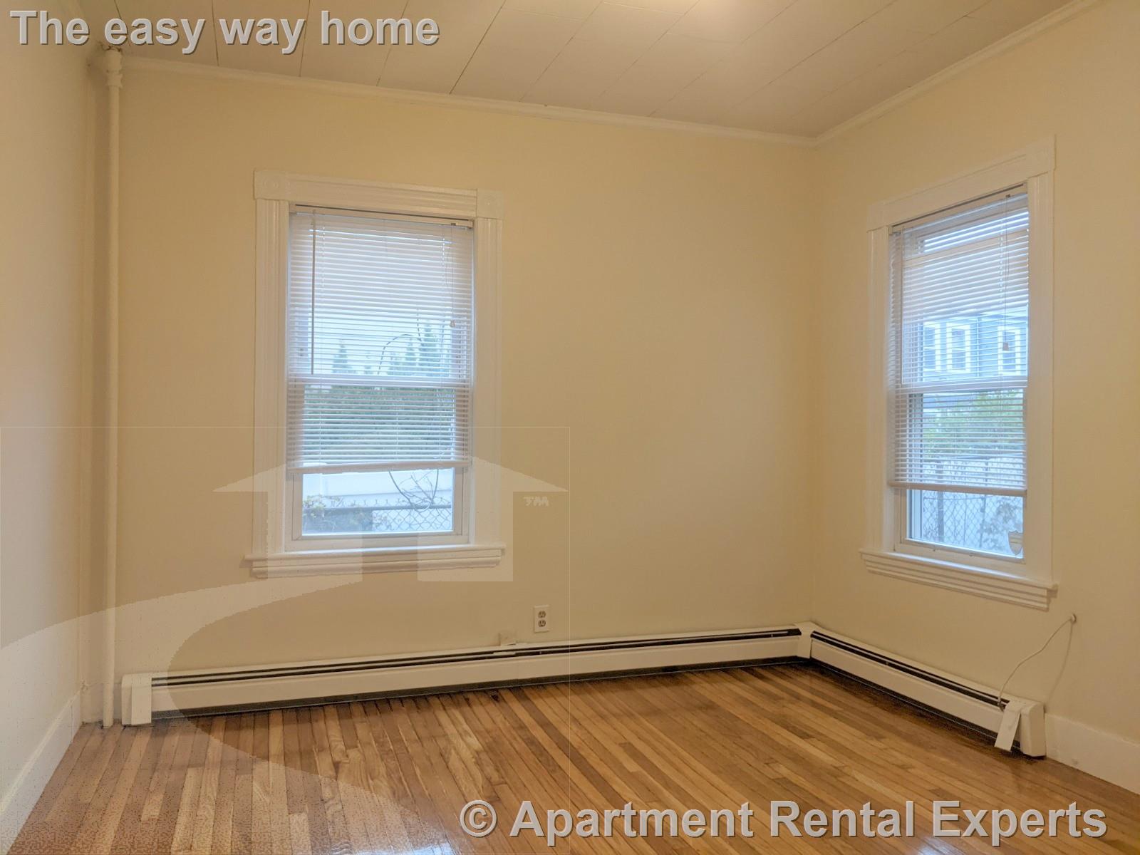 83 Yorktown St, Teele Square