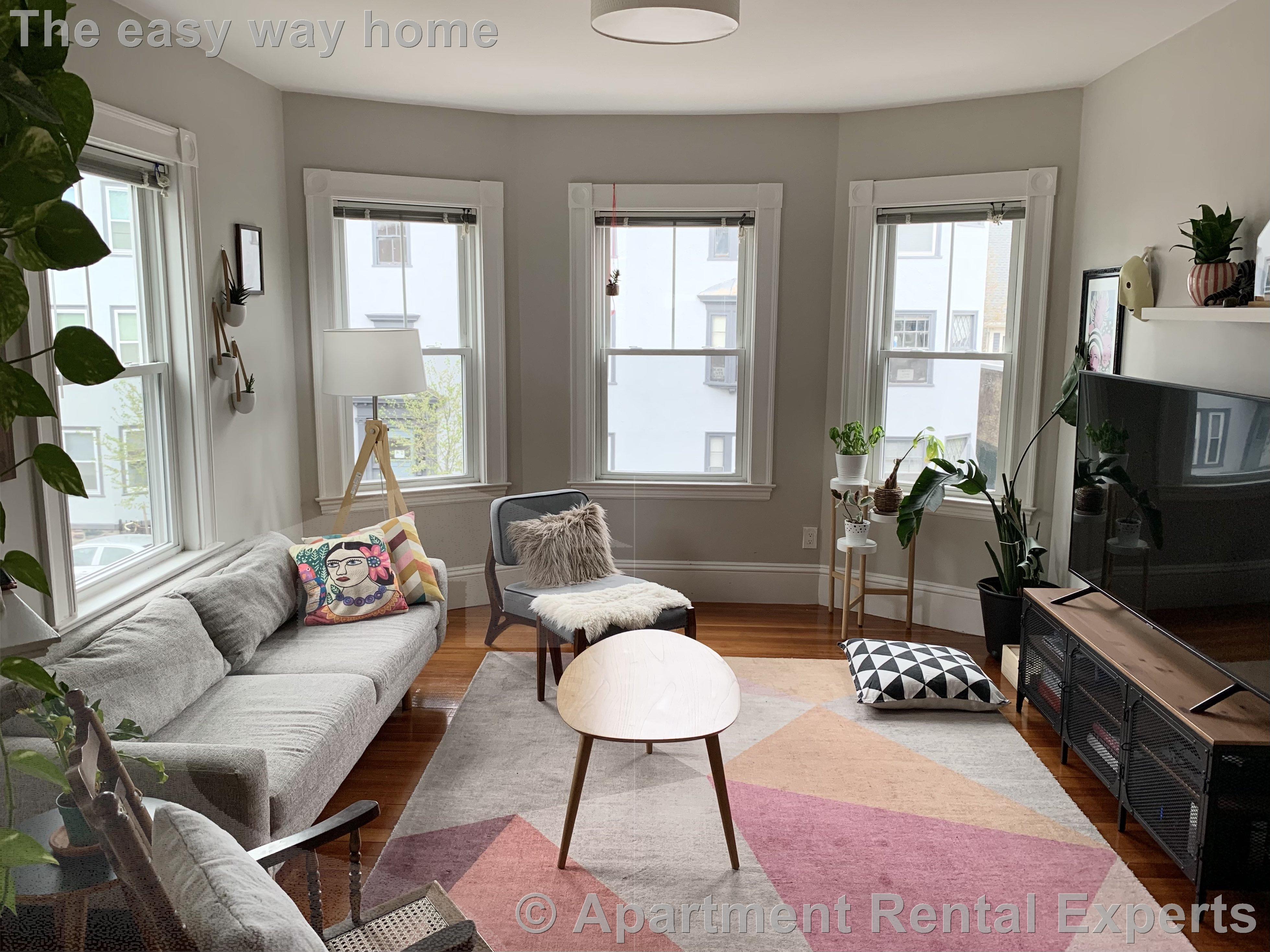 107 Oxford St, Porter Square