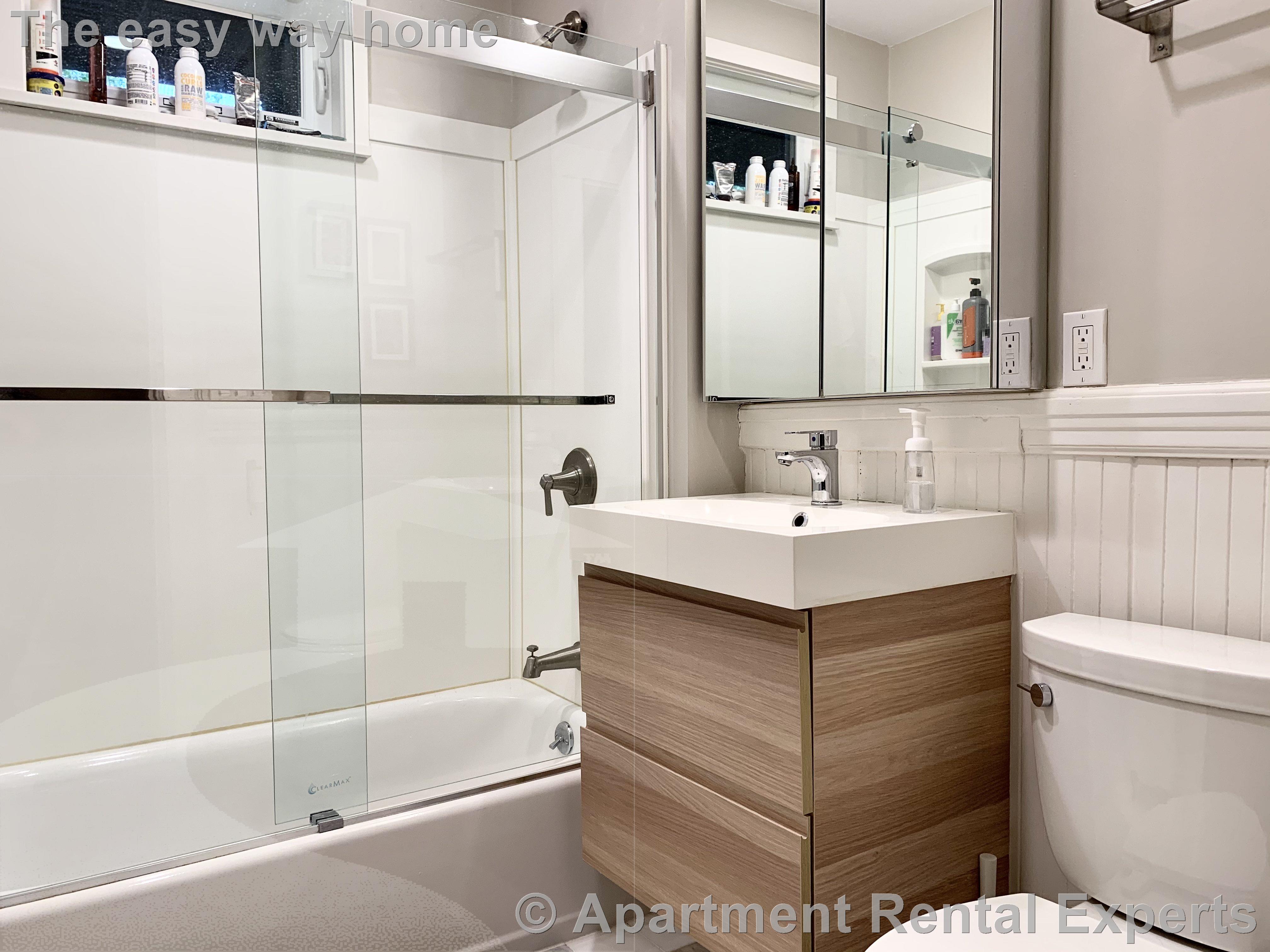 107 Oxford St, Porter Square