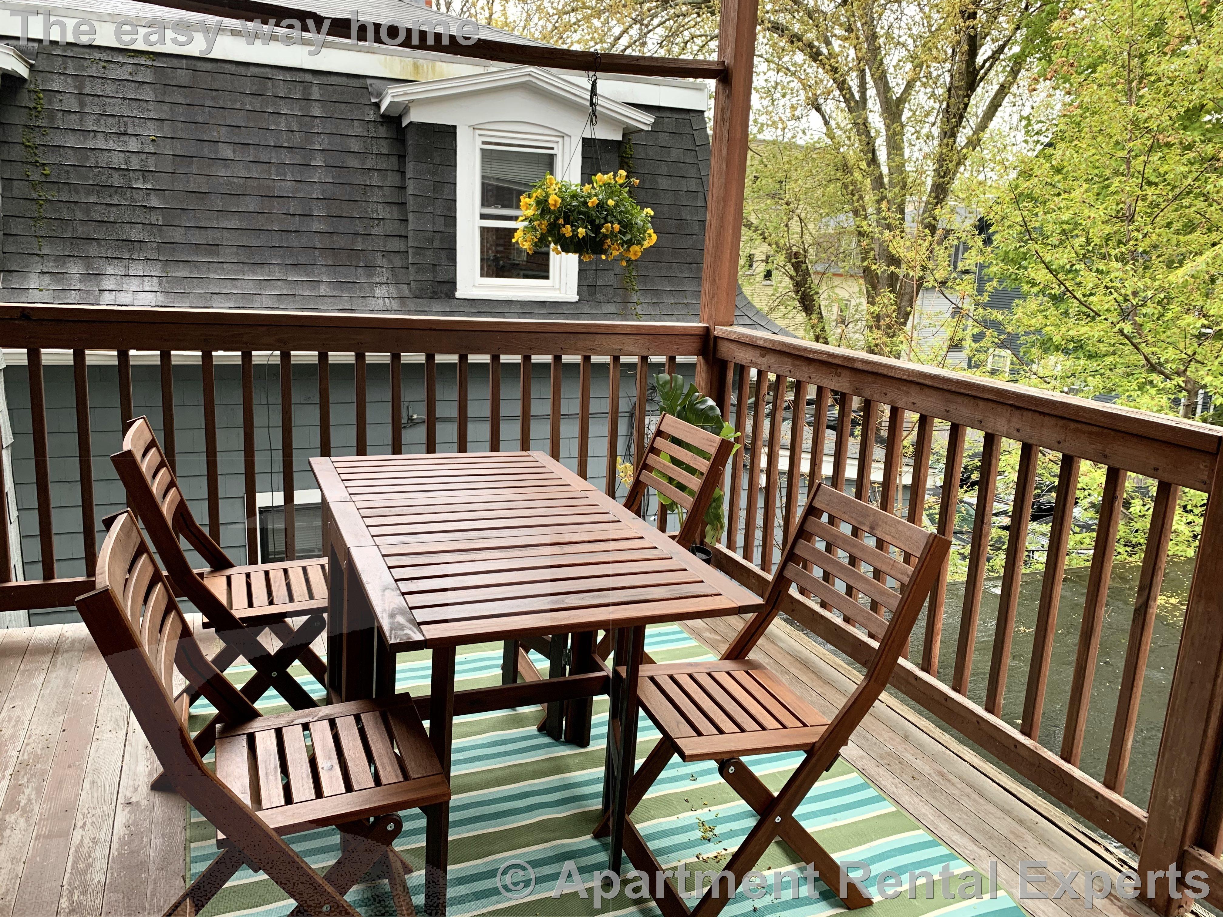 107 Oxford St, Porter Square