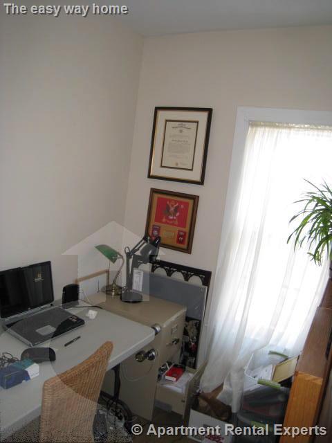 3 Calvin St, Ward Two