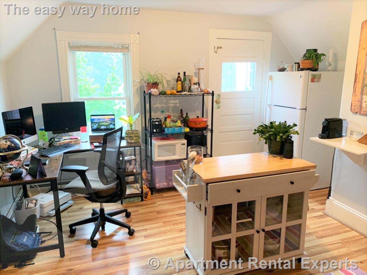 9 Bradford Ave, Winter Hill