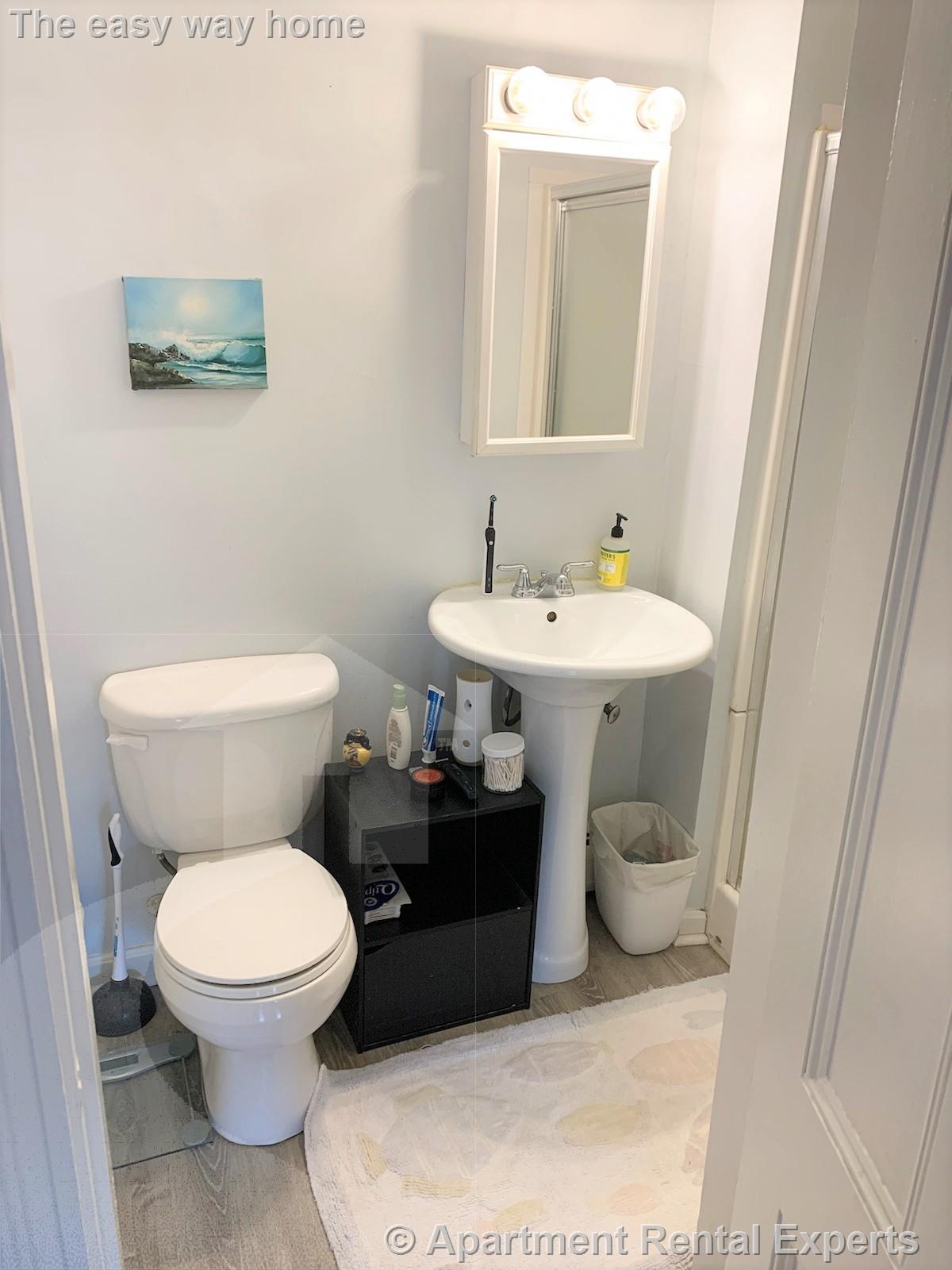 9 Bradford Ave, Winter Hill