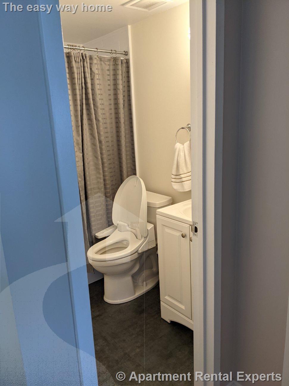 1105 Massachusetts Ave, Harvard Square