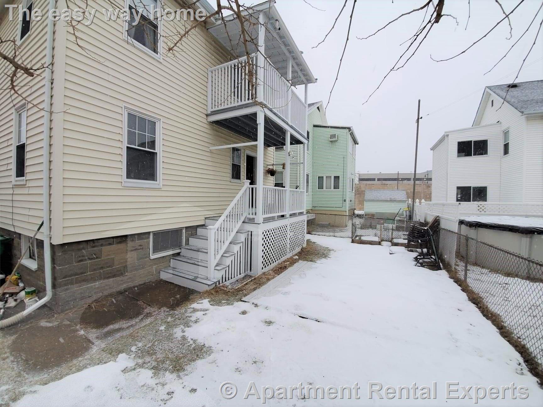 4 First St, Wellington